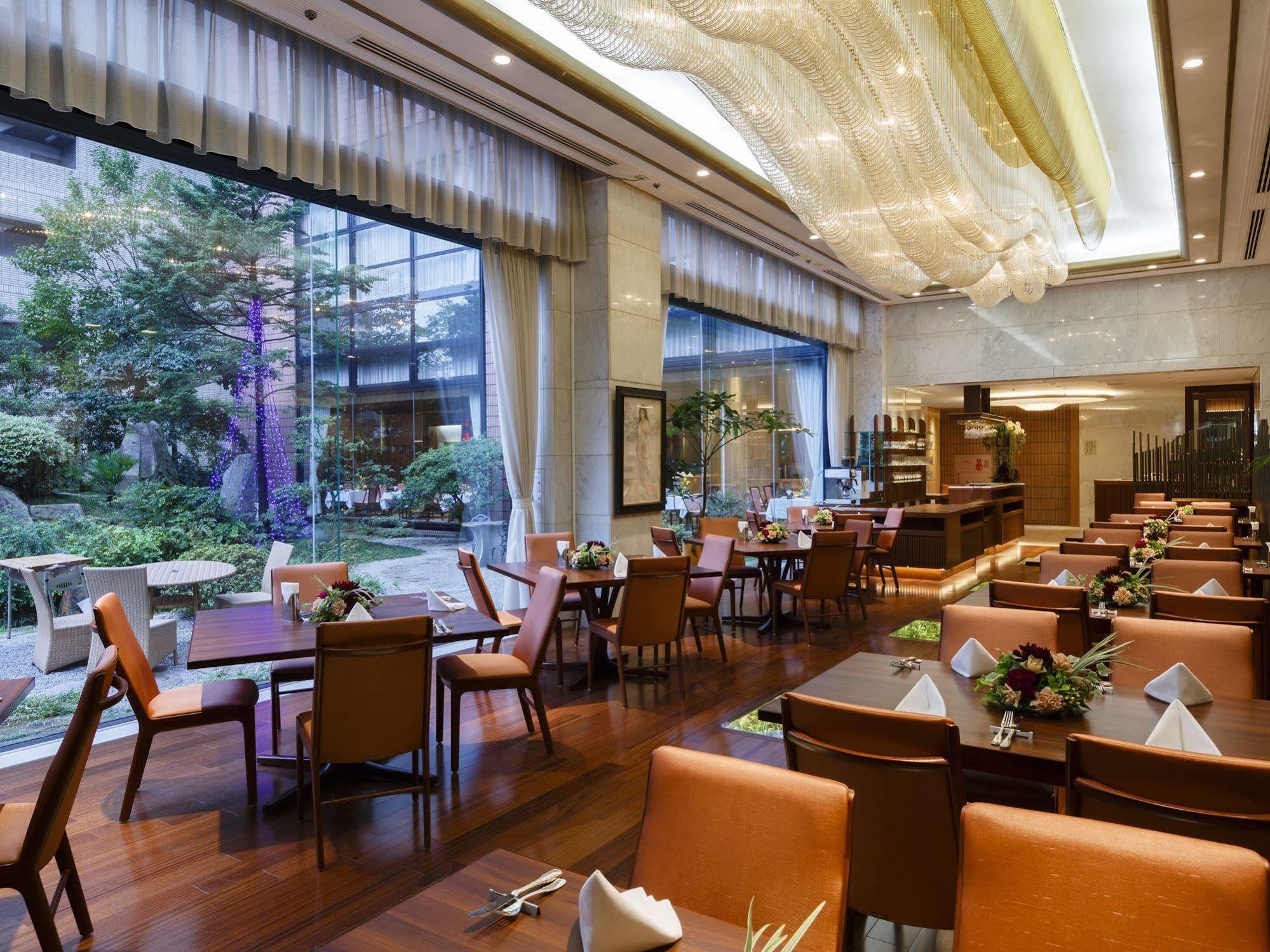 Hotel Pearl Garden Takamatsu Dış mekan fotoğraf